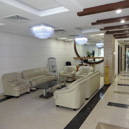 La Hospin Hotel Rājahmundry Zimmer foto