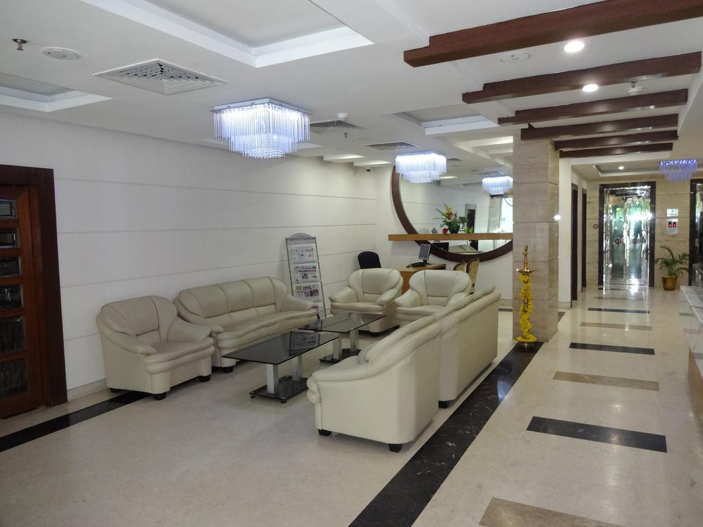 La Hospin Hotel Rājahmundry Zimmer foto